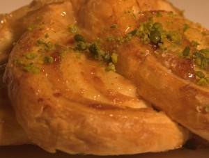 792px-Praline_Pear_Danish_Pastry